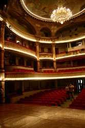 La superbe salle du thtre