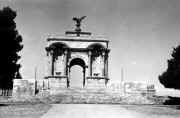 monumentauxmorts.jpg (44502 octets)