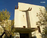 facade de l'ecole des filles.jpg (41595 octets)