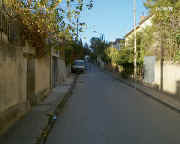 rue adjacente a l'ecole 1.jpg (35762 octets)