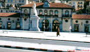 facadegare02.jpg (29045 octets)