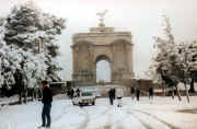 monumentneige.jpg (90491 octets)