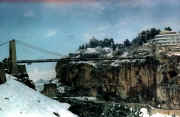 pontneige.jpg (102033 octets)