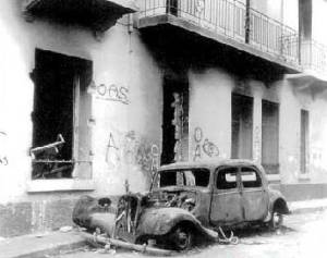 Photo-titre pour cet album: Les Attentats