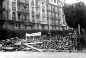  Les BARRICADES  
La Rue Michelet