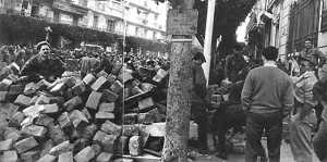  BARRICADES  
La Rue Michelet 
