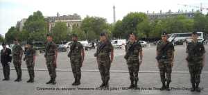  PARIS ARC de TRIOMPHE 
----- 
4 juillet 2001 