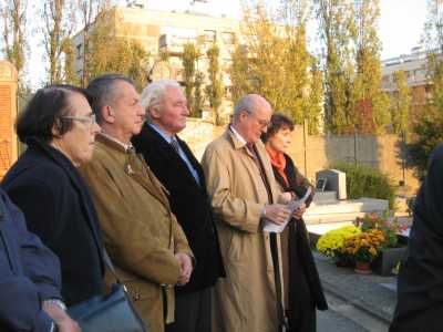  Souvenir sur la tombe de Clara LANZI

