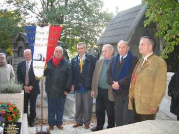 Souvenir sur la tombe de Clara LANZI
