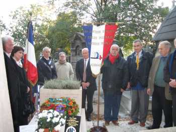  Souvenir sur la tombe de Clara LANZI