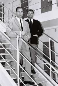 ILE de RE
----
Gyula SARI et 
  Edouard Jean BUDIN 