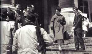  6 des Auteurs du Petit Clamart 
---- 
Alphonse CONSTANTIN 
  Etienne DUCASSE  
Mle BOUDON 
Pierre MAGADE
