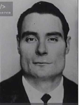  Gyula ou Gijola SARI 
