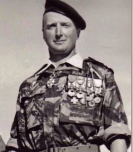 Photo-titre pour cet album: Colonel Henri COUSTAUX