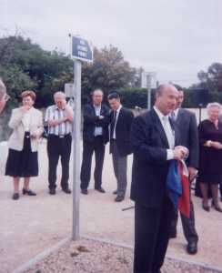  ORANGE - Rue Jacques PERRET 
---- 
Inauguration de la rue 
Jacques PERRET
par le maire Jacques Bompard
