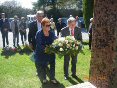  Gerbe des Amis de Raoul SALAN
