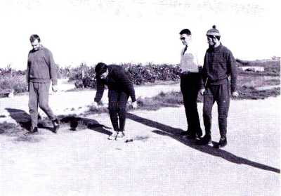  Lajos MARTON 
Armand BELVISI
Claude MICHEL
Harry MARTI