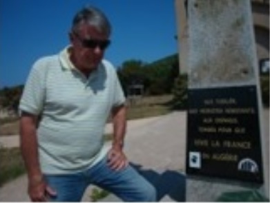   MAUREL  
---- 
Ajaccio en 2013
Compagnon de JC PEREZ ?
