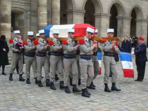  Son enterrement