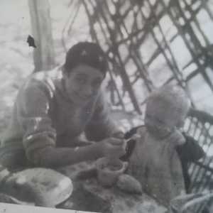  Nicole GARDY et son fils
Philippe BESINEAU 
