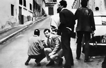  Combats de rue dans ALGER
au Clos Salembier
 
