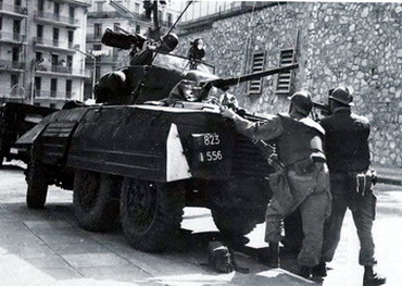  Combats de rue dans ORAN 
