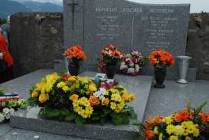  La tombe de Claude PIEGTS 
au TOUVET