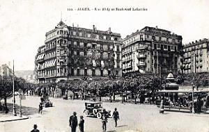 Alger - Rue d'Isly et Boulevard Laferriere