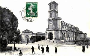 Bone - L'Eglise et le Palais de Justice - 1912