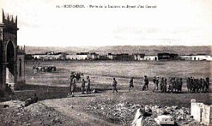 Bou-Denib - Porte de la Redoute et Depart d'un Convoi