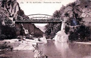 El-Kantara - Passerelle sur l'Oued
