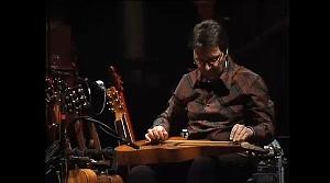 108 MAX LAESSER MUSICIEN SUISSE ALLEMAND DANS VORALPEGLUE