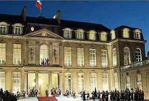 74 LES COULISSES DE L ELYSEE